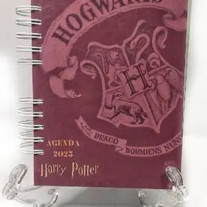 Agendas personalizadas 2025 / KreativBoom