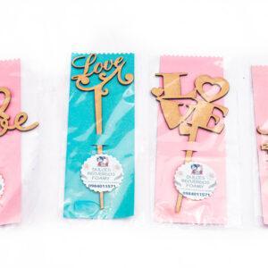 2 Toppers personalizados en madera / Dulces Recuerdos Foamy