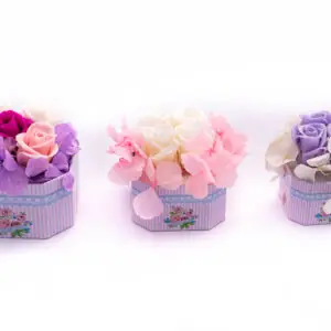 Arreglo floral Cielo de Ternur / Amazon Tunki