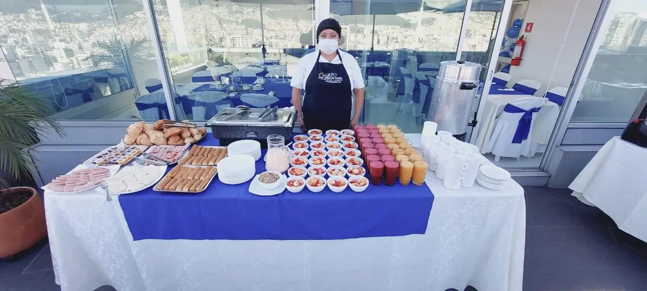 Servicio de catering - Almuerzos Corporativos / Grupo Gatfc - Imagen 5