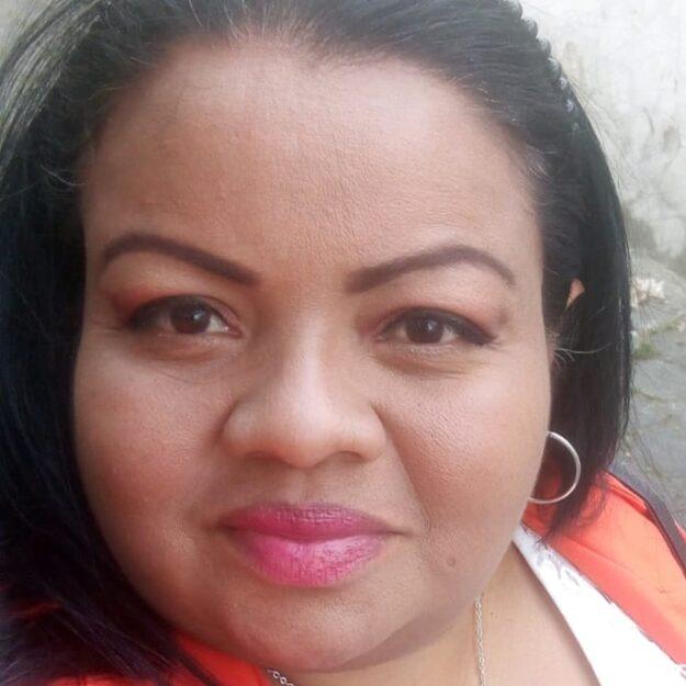 Vaena - Mairín Espinoza