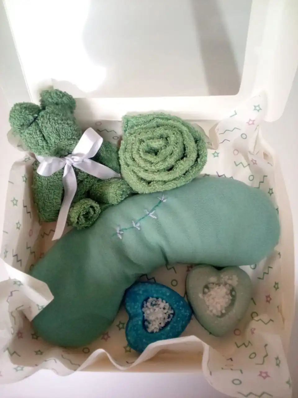 Caja de regalo / Vaena