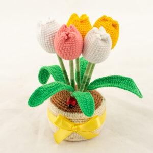 Macetero con flores / Diseños Mágicos